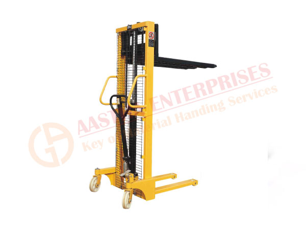 Manual Stacker Manufacturers in Pune| Aastha MHE